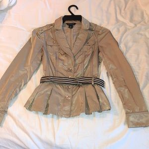 🌷🌸 WHITE HOUSE BLACK MARKET silk jacket